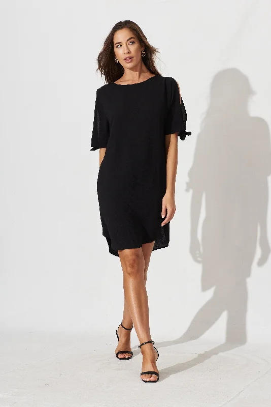 Fiona Shift Dress In Black Crepe